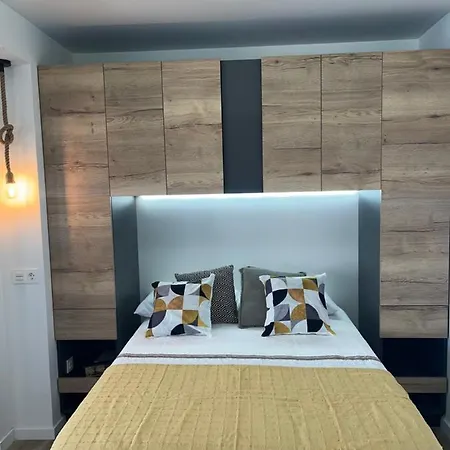 Luxury Center I Apartment *